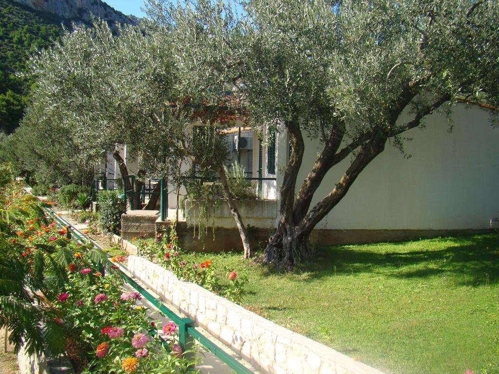 Apartment Bonaca Klek Exterior photo
