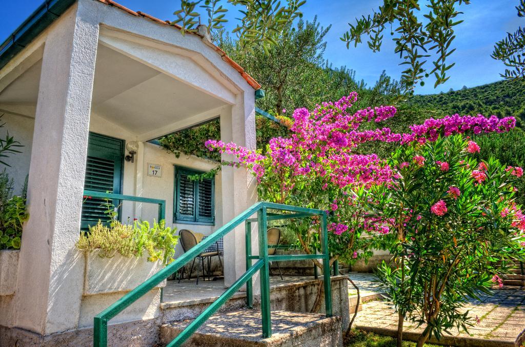 Apartment Bonaca Klek Exterior photo